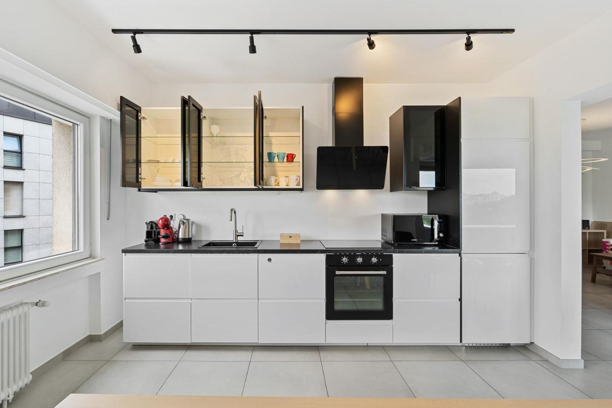 Central Lux 2Br Apt With City Views & Balcony Lüksemburg Dış mekan fotoğraf