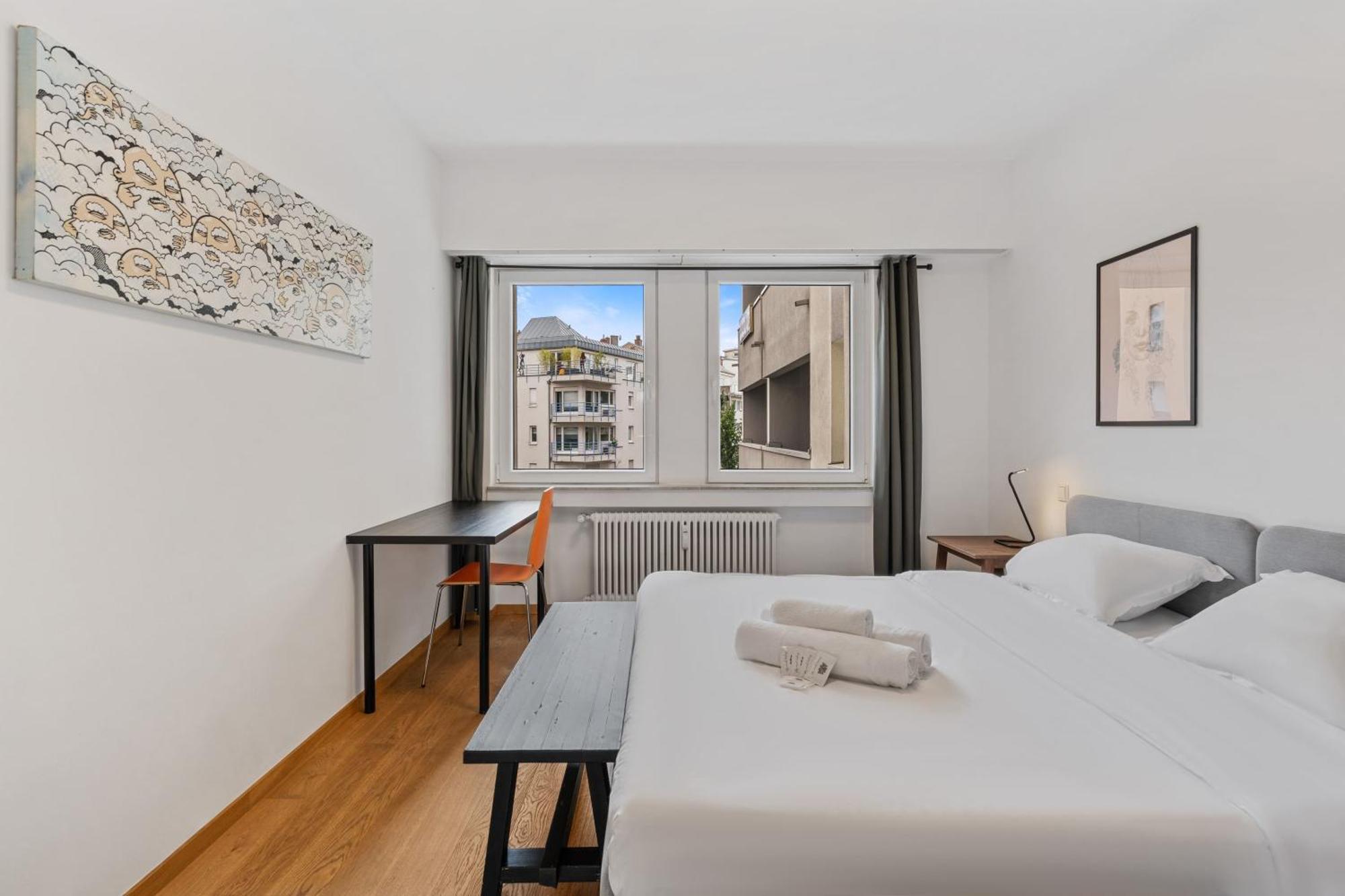 Central Lux 2Br Apt With City Views & Balcony Lüksemburg Dış mekan fotoğraf